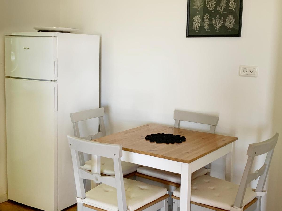 Annie'S Boutique Apartment In Jerusalem Exterior photo